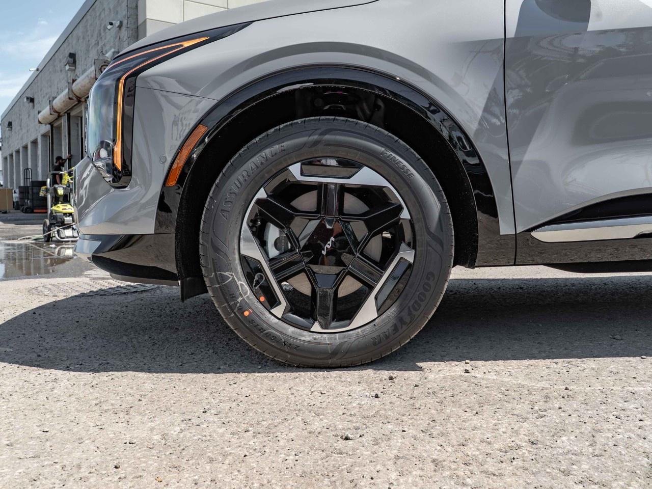 2026 Kia Sportage Hybrid SX AWD w/Black Interior Photo