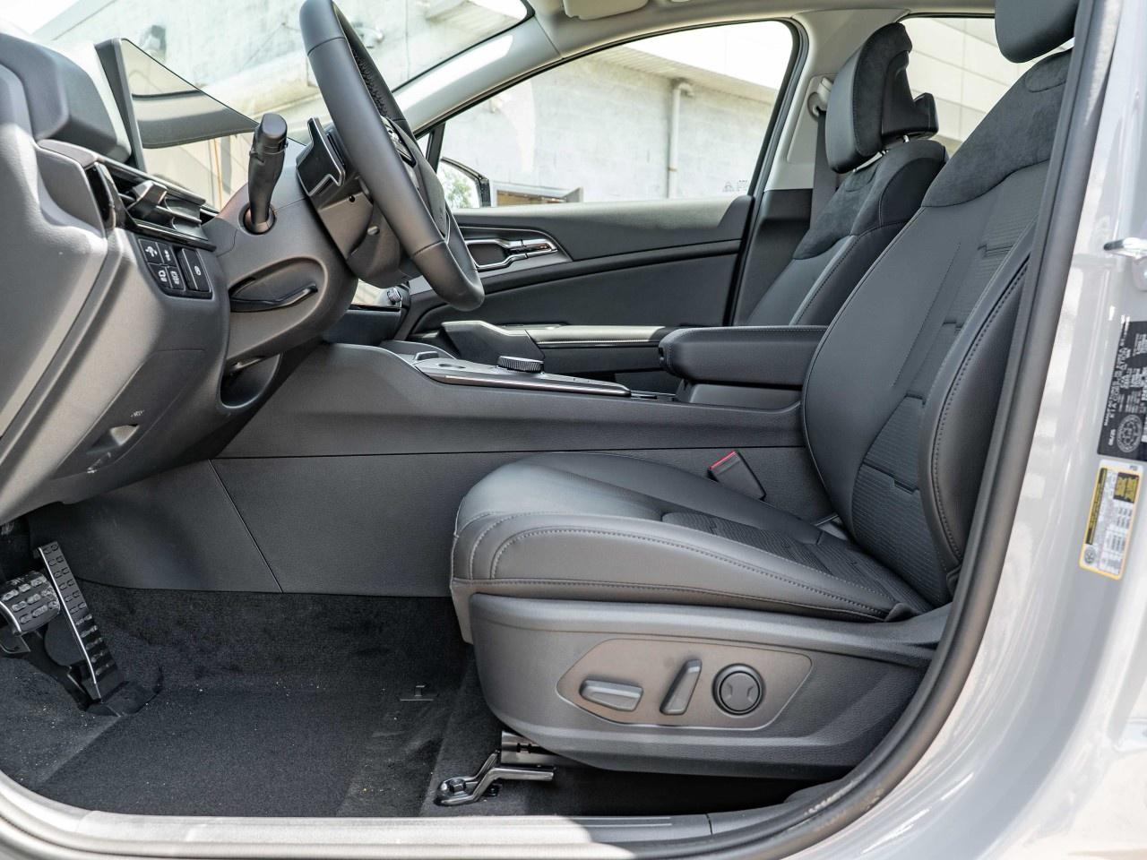 2026 Kia Sportage Hybrid SX AWD w/Black Interior Photo