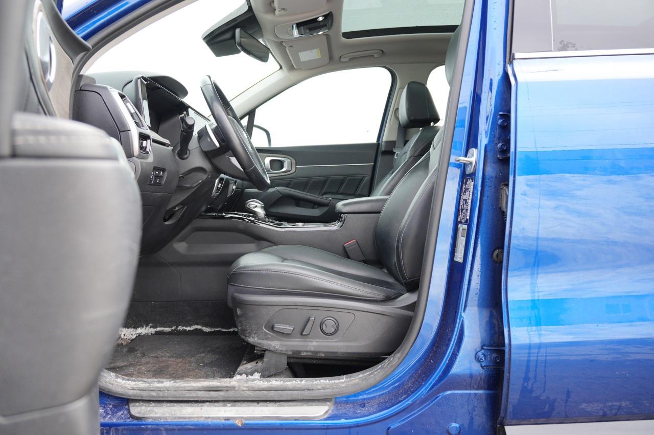 2021 Kia Sorento EX  AWD Photo