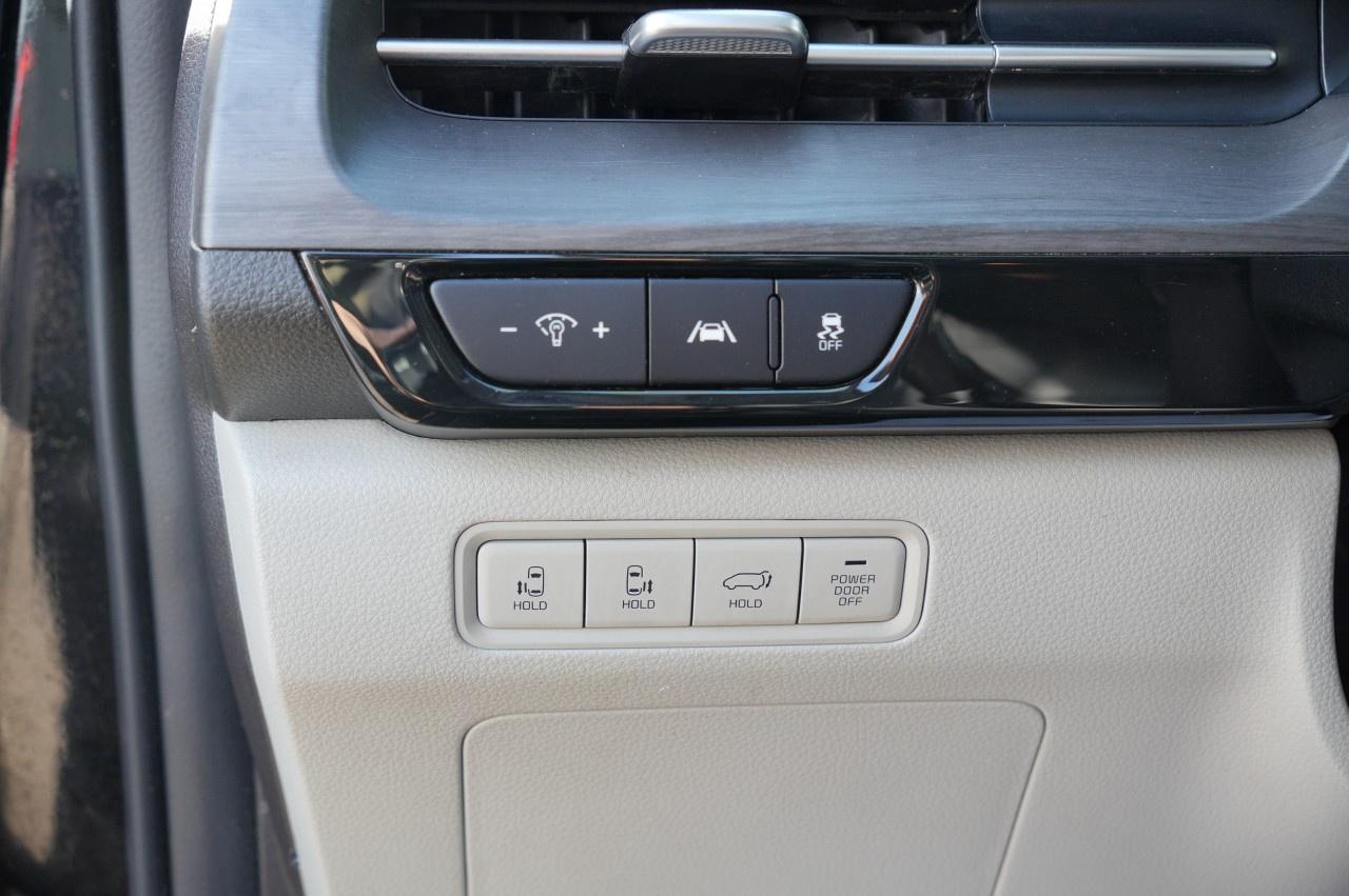 2024 Kia Carnival EX FWD Photo