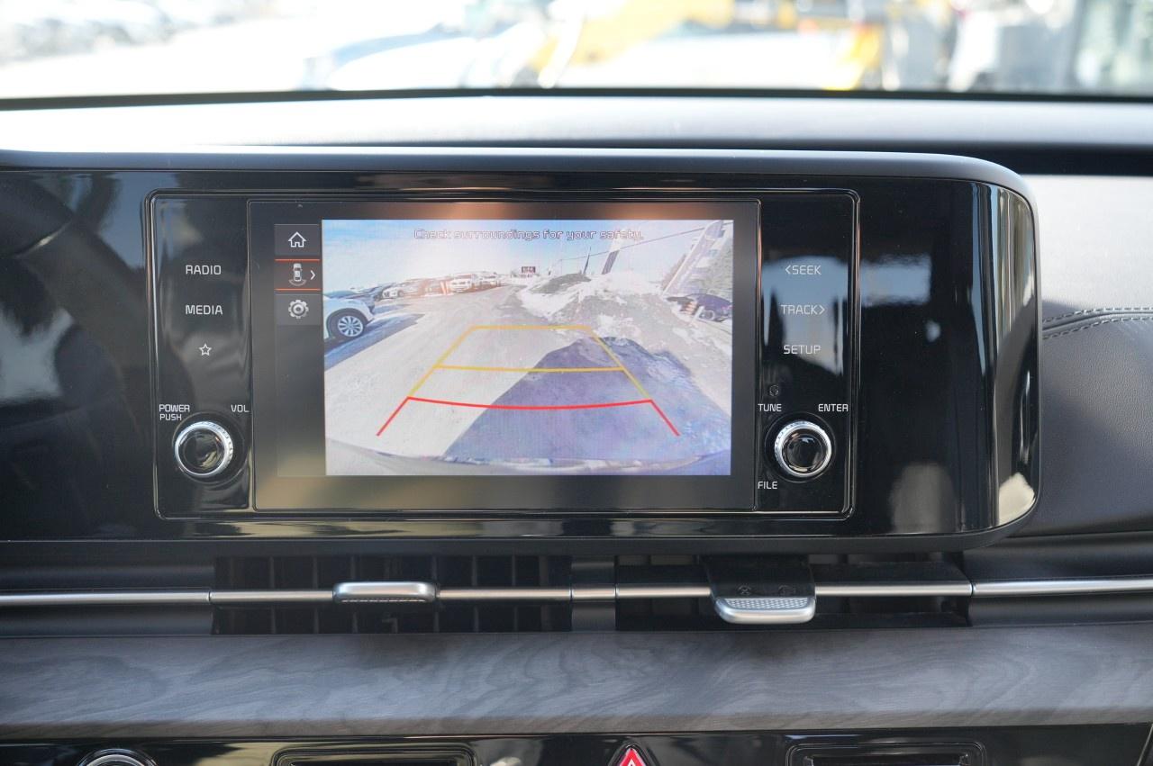 2024 Kia Carnival EX FWD Photo
