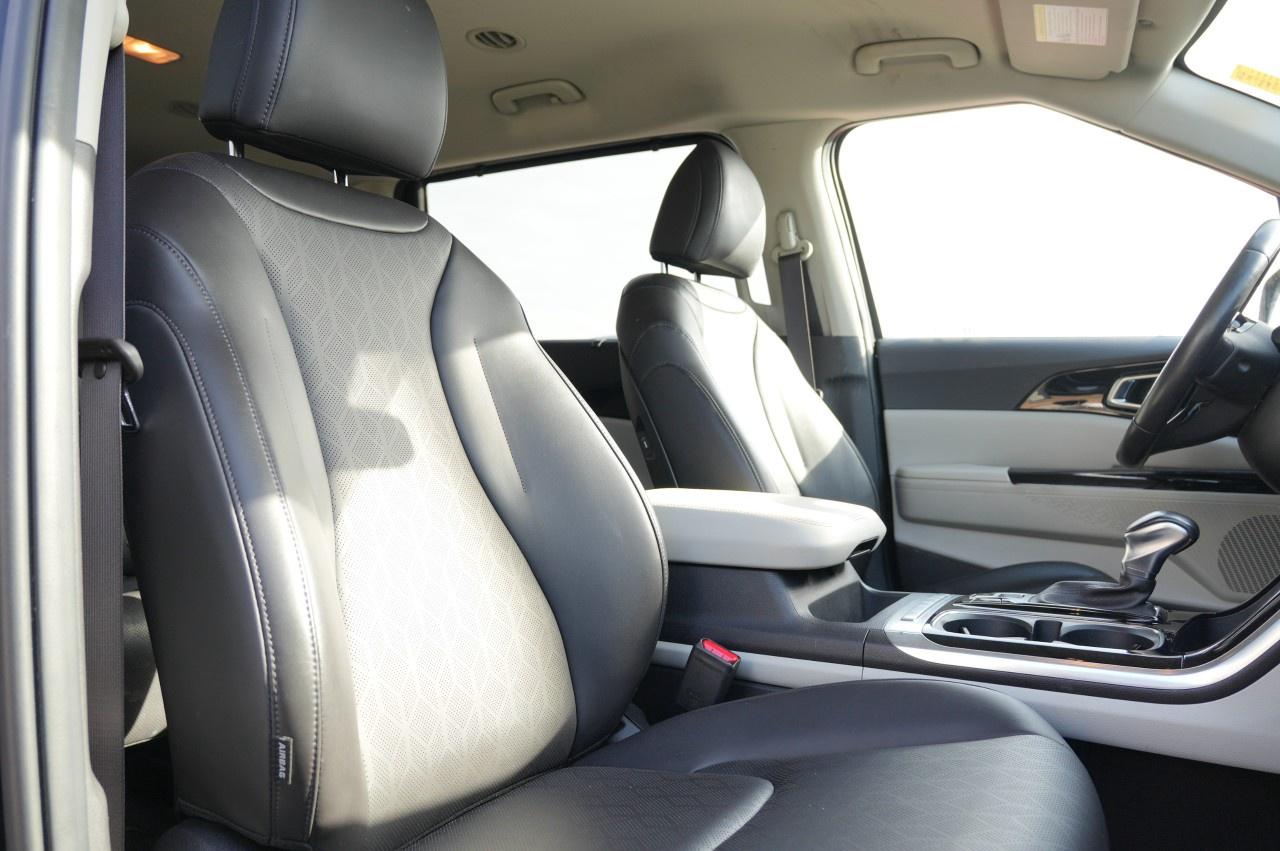 2024 Kia Carnival EX FWD Photo