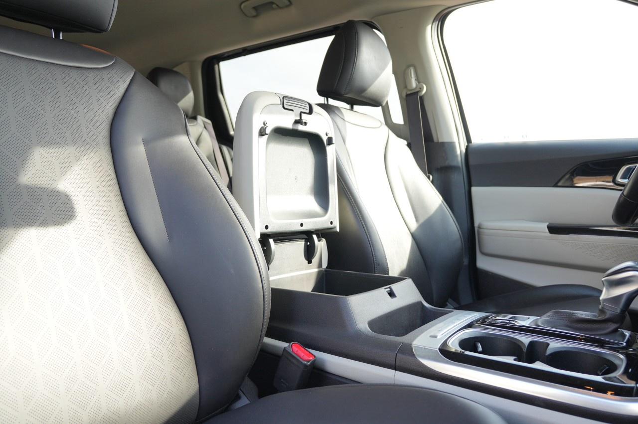 2024 Kia Carnival EX FWD Photo