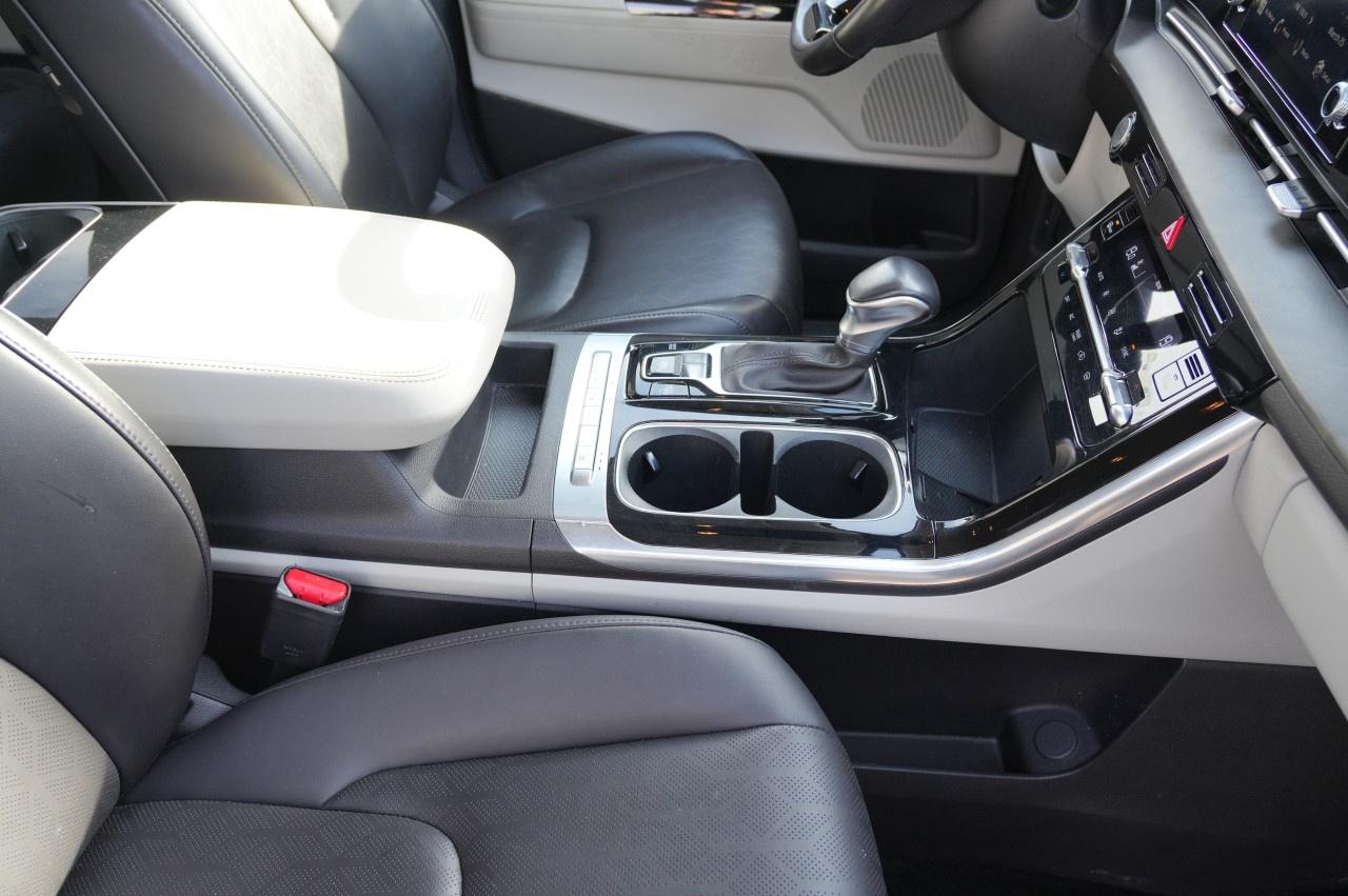 2024 Kia Carnival EX FWD Photo