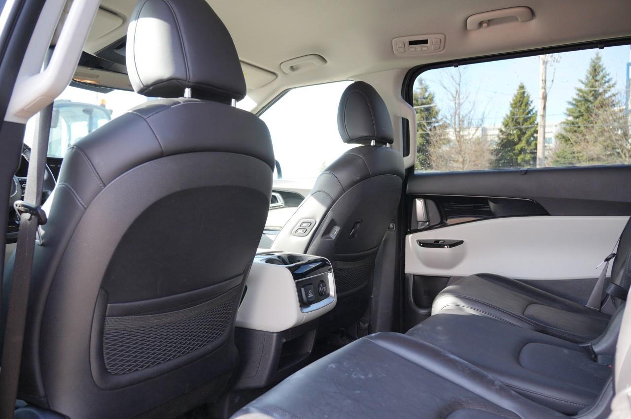 2024 Kia Carnival EX FWD Photo