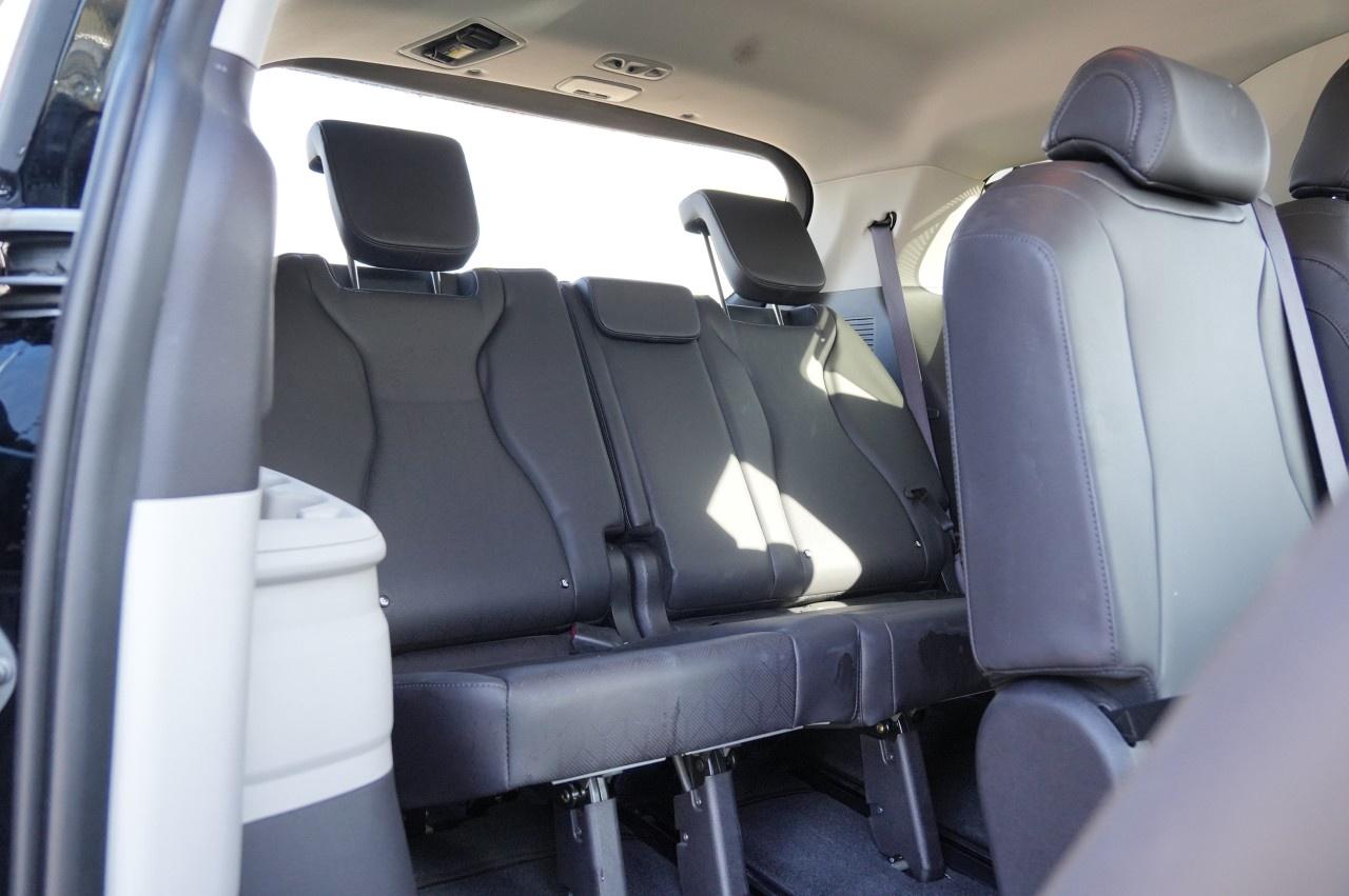 2024 Kia Carnival EX FWD Photo