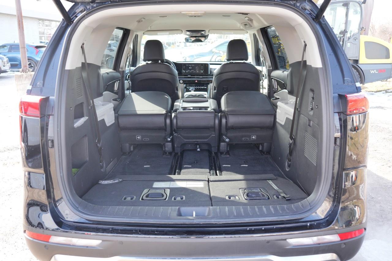 2024 Kia Carnival EX FWD Photo
