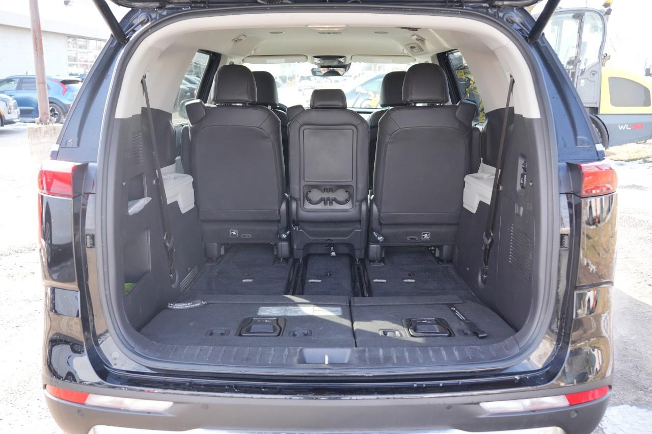 2024 Kia Carnival EX FWD Photo