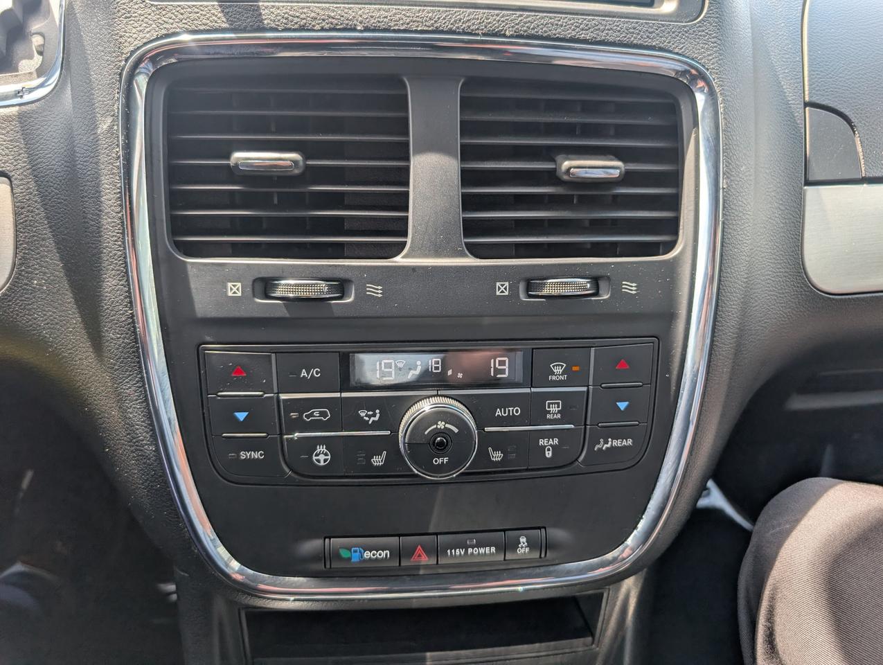 2020 Dodge Grand Caravan GT Photo
