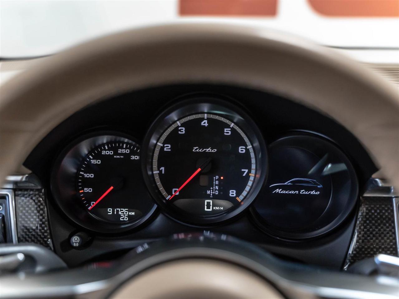 2015 Porsche Macan TURBO|SPORT CHRONO|PREMIUM|CARBON|PASM|BOSE Photo