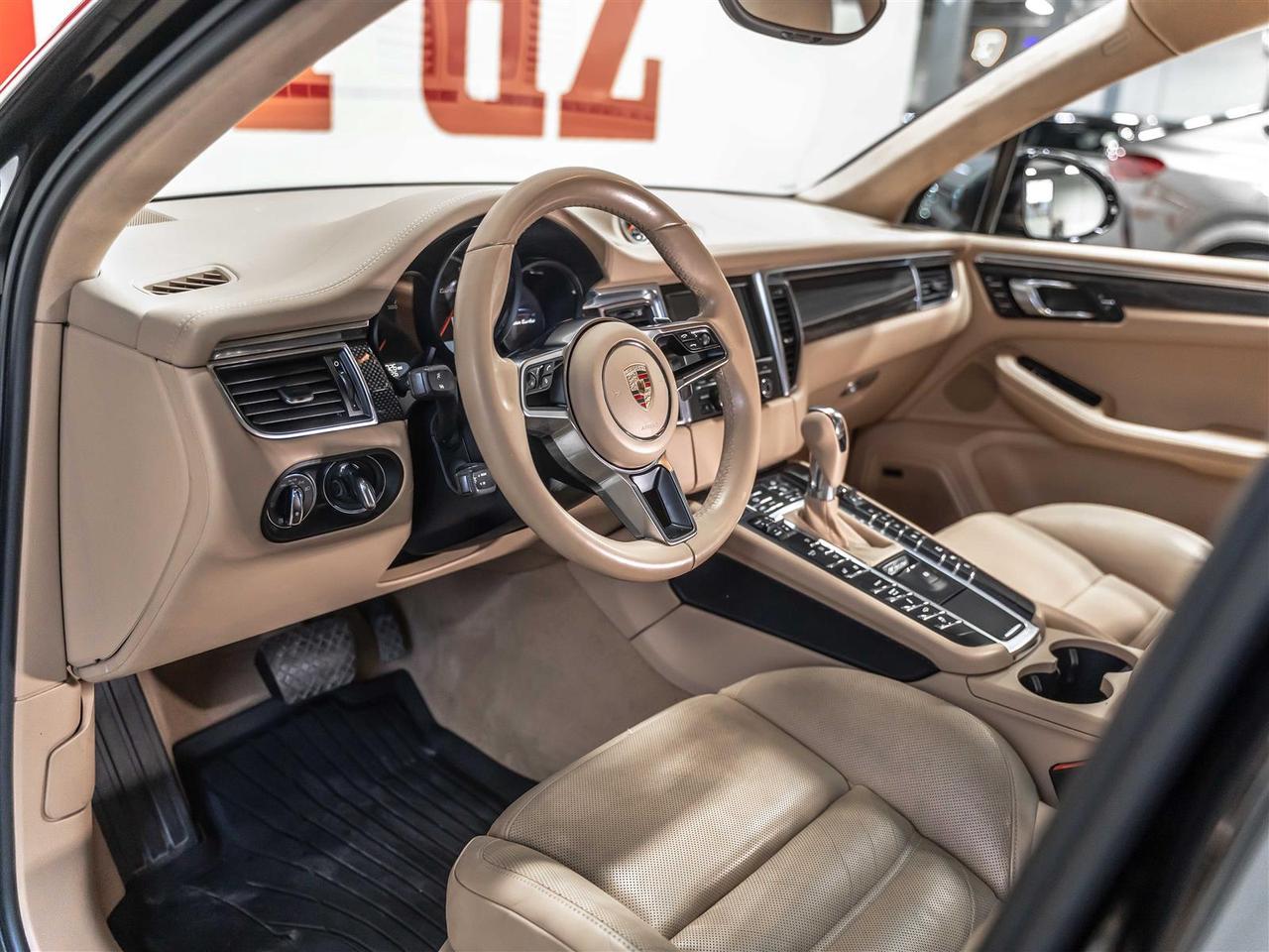 2015 Porsche Macan TURBO|SPORT CHRONO|PREMIUM|CARBON|PASM|BOSE Photo4
