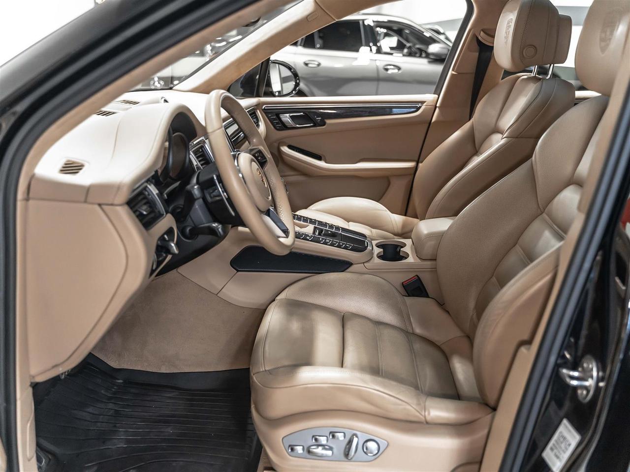 2015 Porsche Macan TURBO|SPORT CHRONO|PREMIUM|CARBON|PASM|BOSE Photo