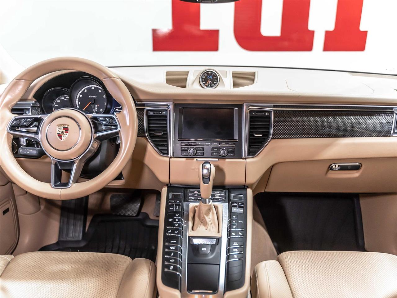 2015 Porsche Macan TURBO|SPORT CHRONO|PREMIUM|CARBON|PASM|BOSE Photo