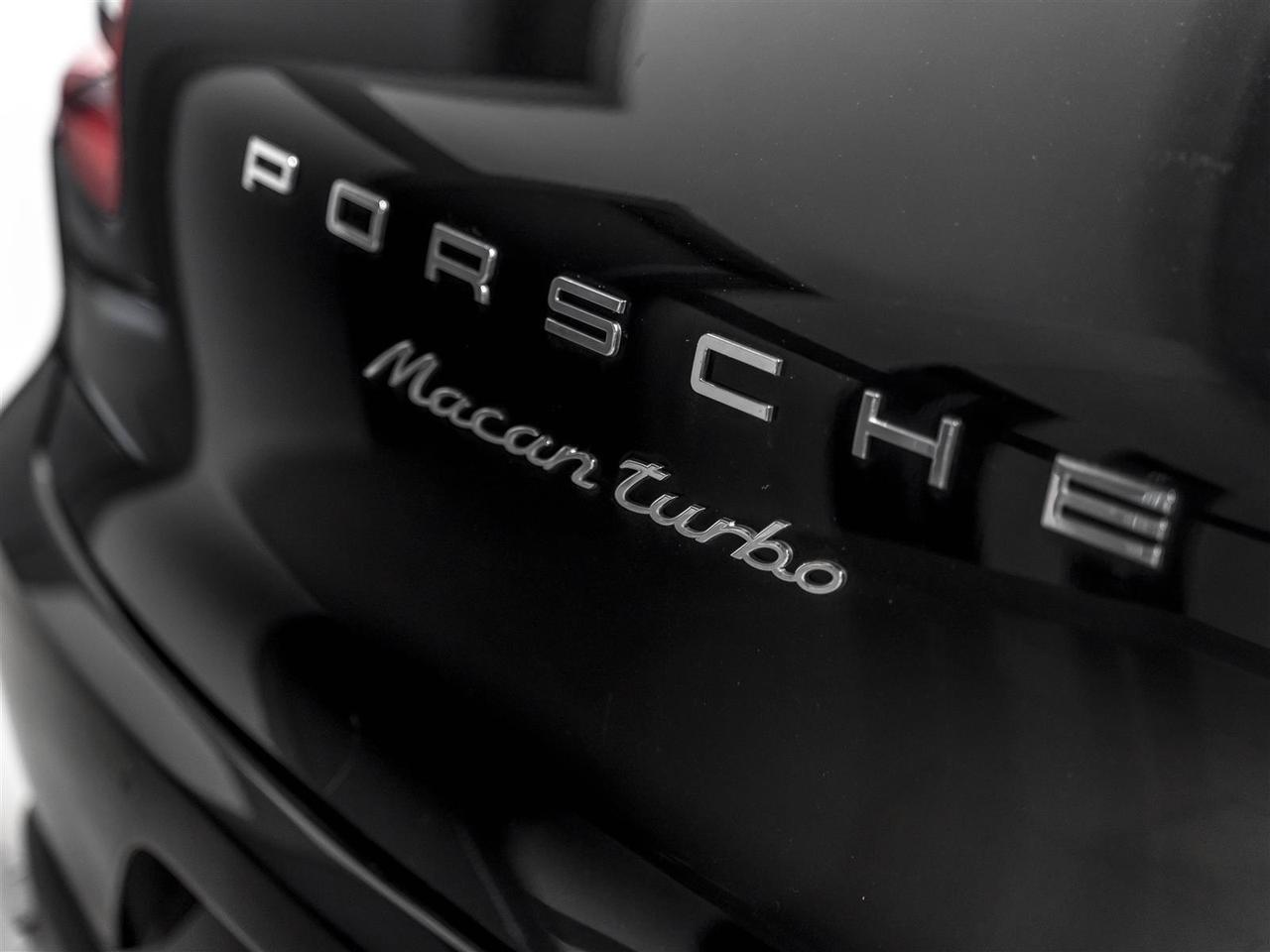 2015 Porsche Macan TURBO|SPORT CHRONO|PREMIUM|CARBON|PASM|BOSE Photo