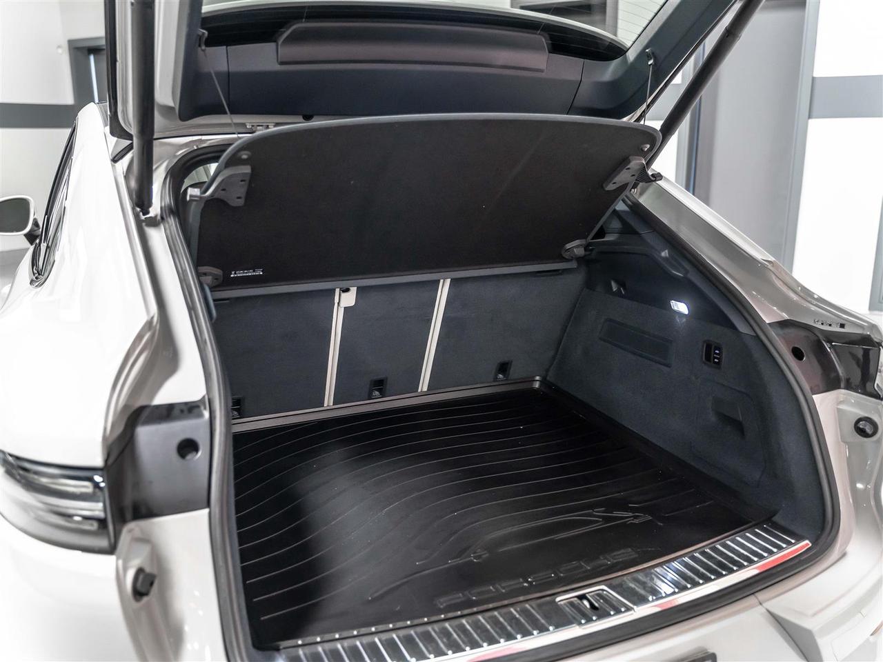 2022 Porsche Cayenne $767 BI WEEKLY $5000 DOWN *** GTS|COUPE|PREMIUM PLUS|CARBON|SPORT EXHAUST|HEADS-UP Photo