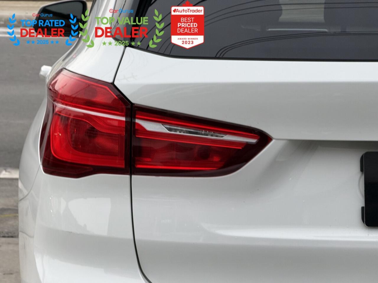 2016 BMW X1 | PREMIUM | PANO | HUD | NAVI Photo