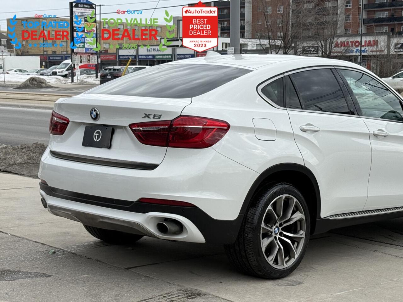 2015 BMW X6 | PREMIUM PKG | PANO | NAVI | HUD | LOADED Photo