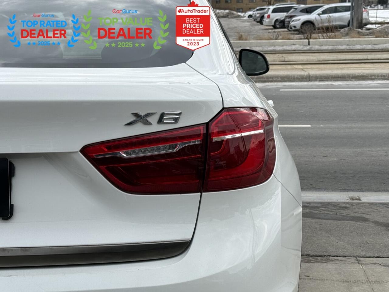 2015 BMW X6 | PREMIUM PKG | PANO | NAVI | HUD | LOADED Photo