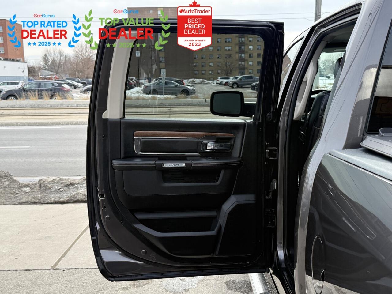 2018 RAM 1500 LARAMIE | ALPINE SOUND | SUNROOF | LOADED Photo