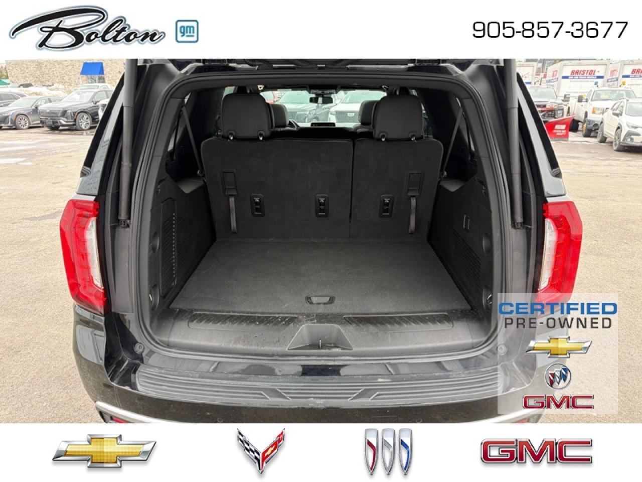 2023 GMC Yukon XL SLT - One owner - Non-smoker Photo