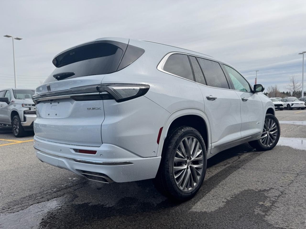 2026 Buick Enclave Avenir  - Cruise Package Photo