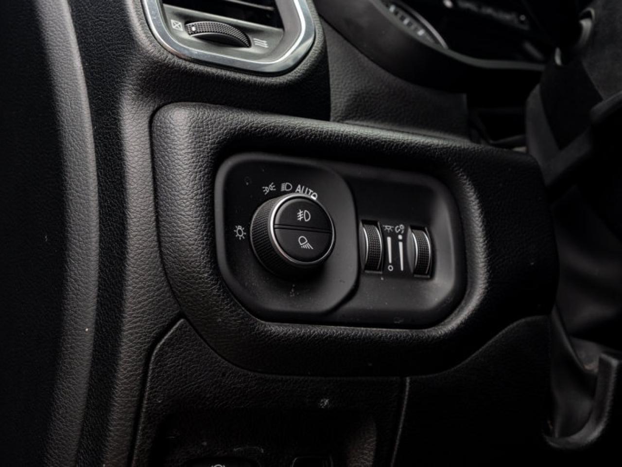 2022 RAM 1500 Laramie Photo