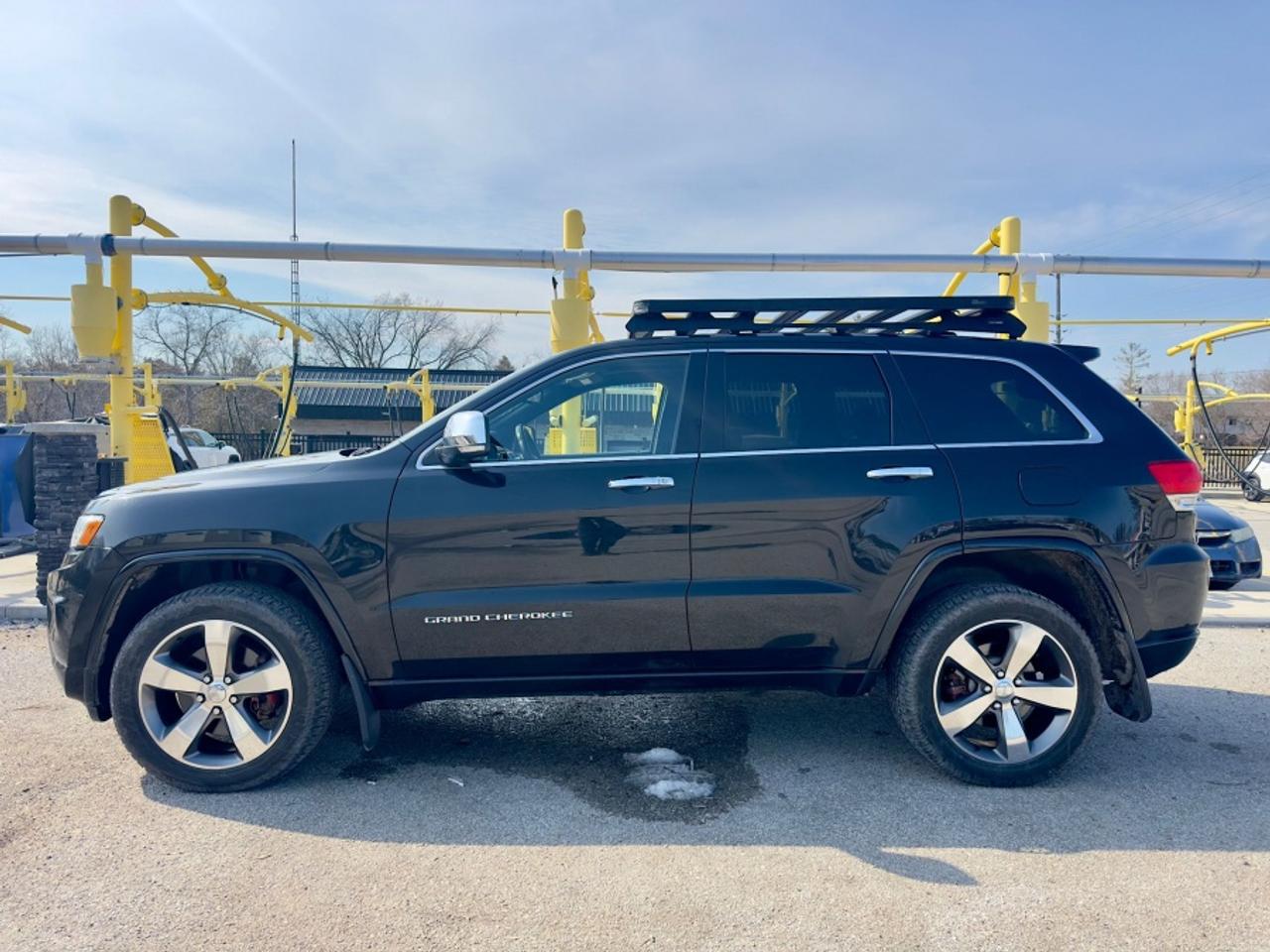2015 Jeep Grand Cherokee * 4X4 * NO ACCIDENTS * DIESEL OVERLAND Photo