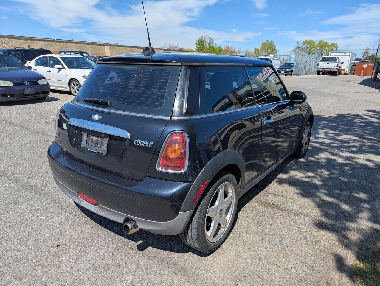 2008 MINI Cooper "Gas MISER" certified + FREE 6M warranty Photo