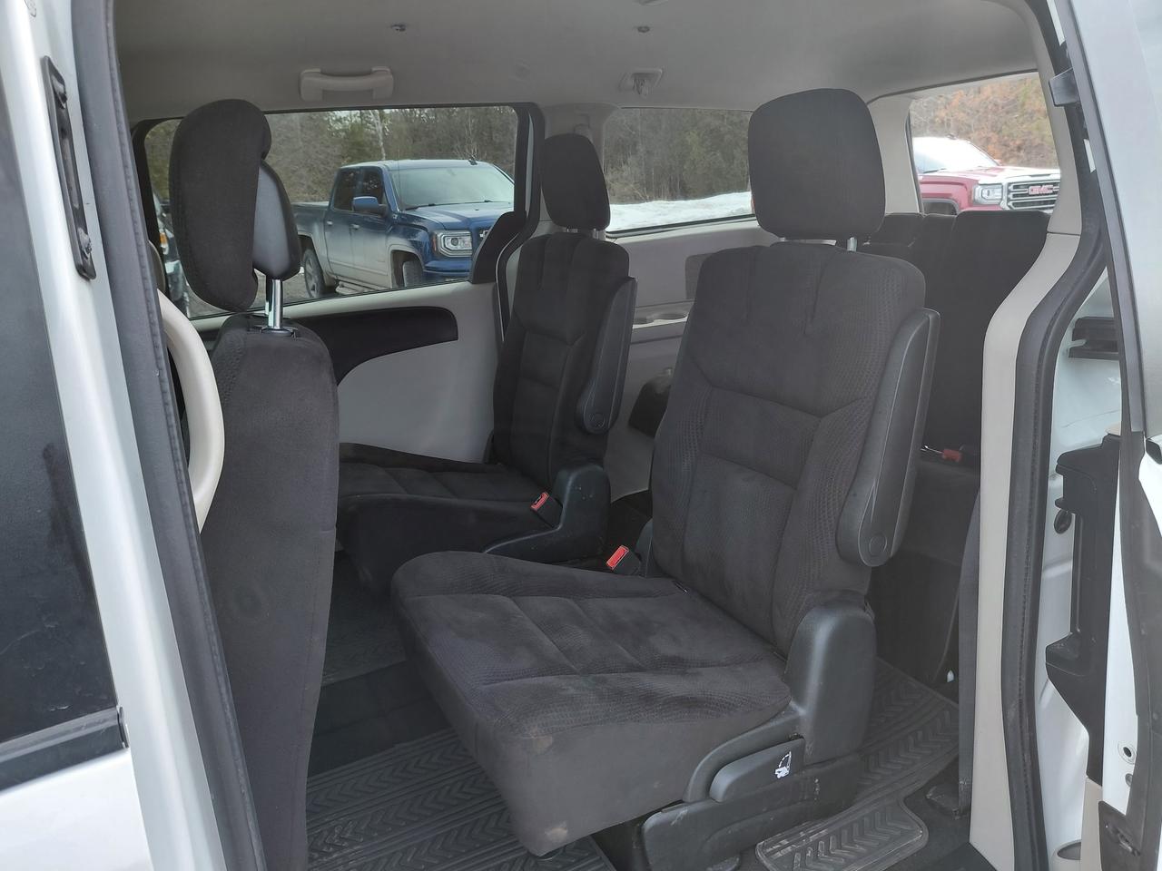 2016 Dodge Grand Caravan SXT Photo