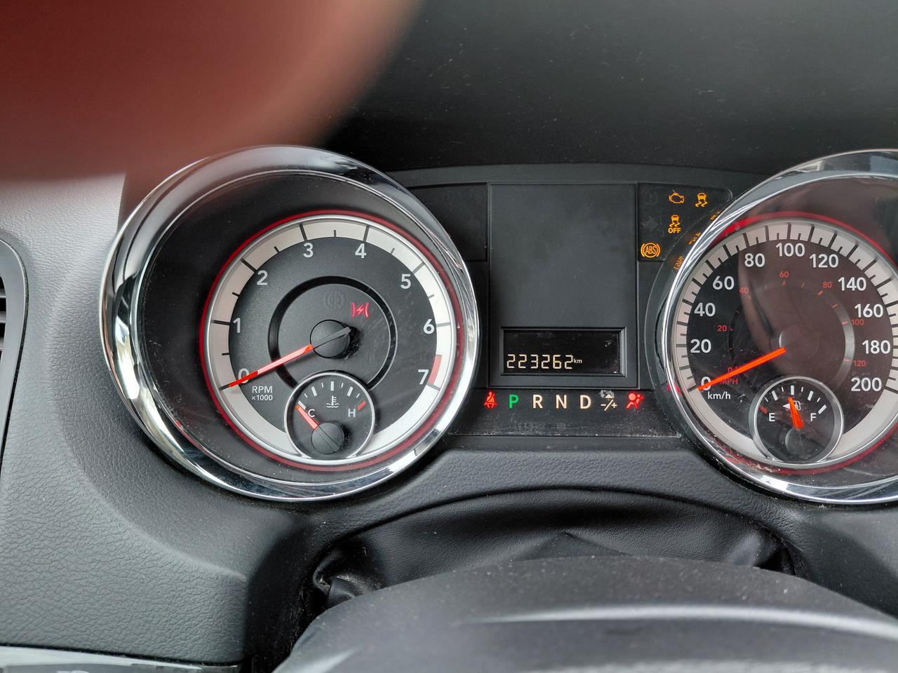 2016 Dodge Grand Caravan SXT Photo