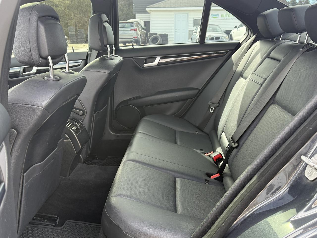 2014 Mercedes-Benz C-Class C 300 Photo