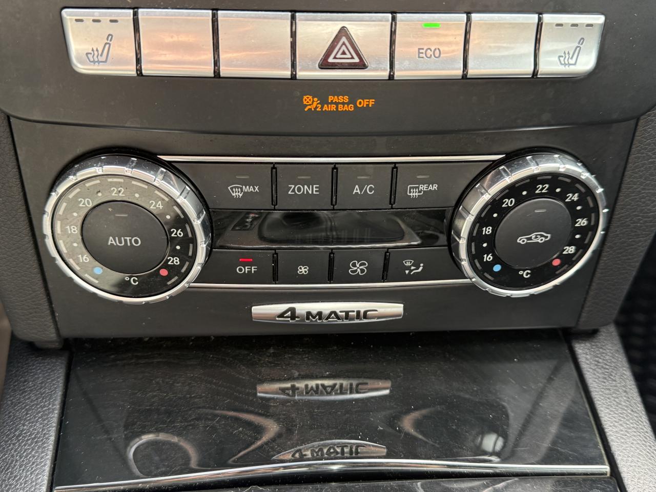 2014 Mercedes-Benz C-Class C 300 Photo