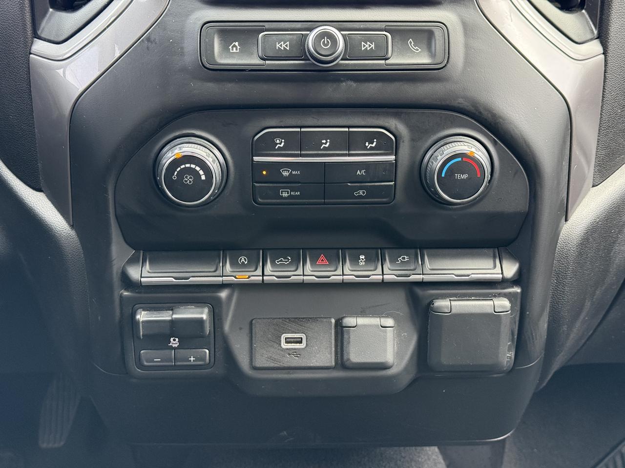 2020 Chevrolet Silverado 1500 Custom Photo