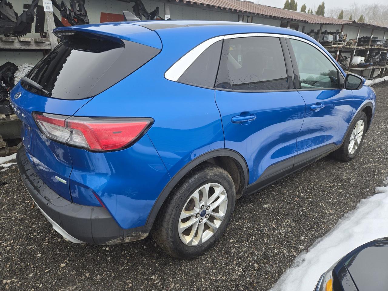 2020 Ford Escape SE Photo3