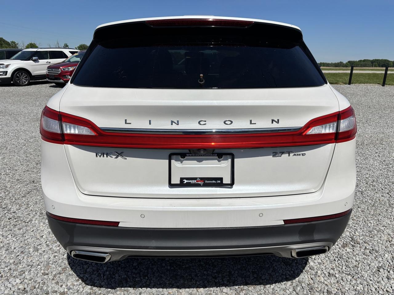 2017 Lincoln MKX Reserve AWD ~NO ACCIDENTS~LEATHER~PANO ROOF~ Photo