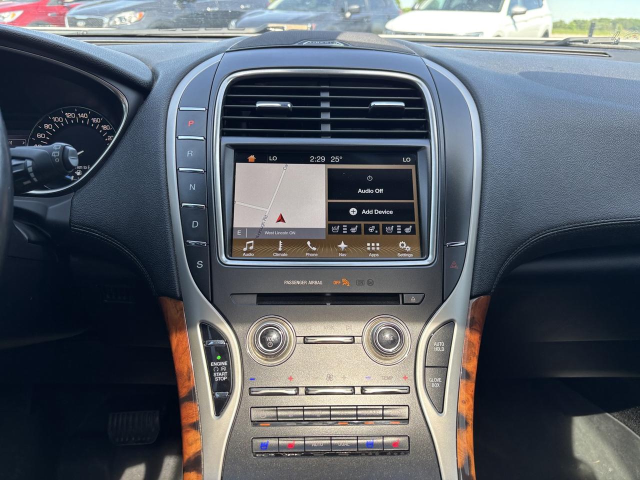2017 Lincoln MKX Reserve AWD ~NO ACCIDENTS~LEATHER~PANO ROOF~ Photo