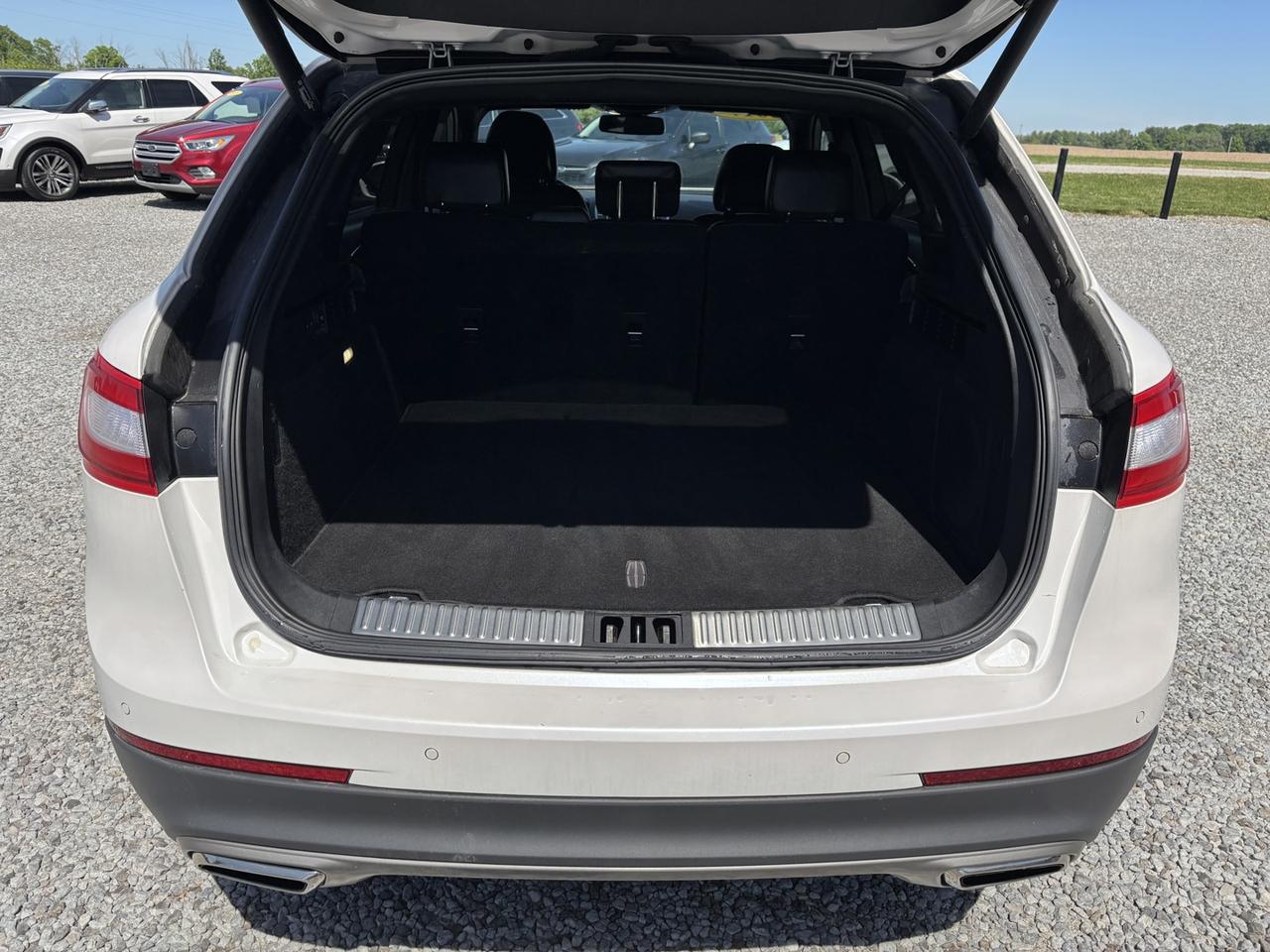 2017 Lincoln MKX Reserve AWD ~NO ACCIDENTS~LEATHER~PANO ROOF~ Photo