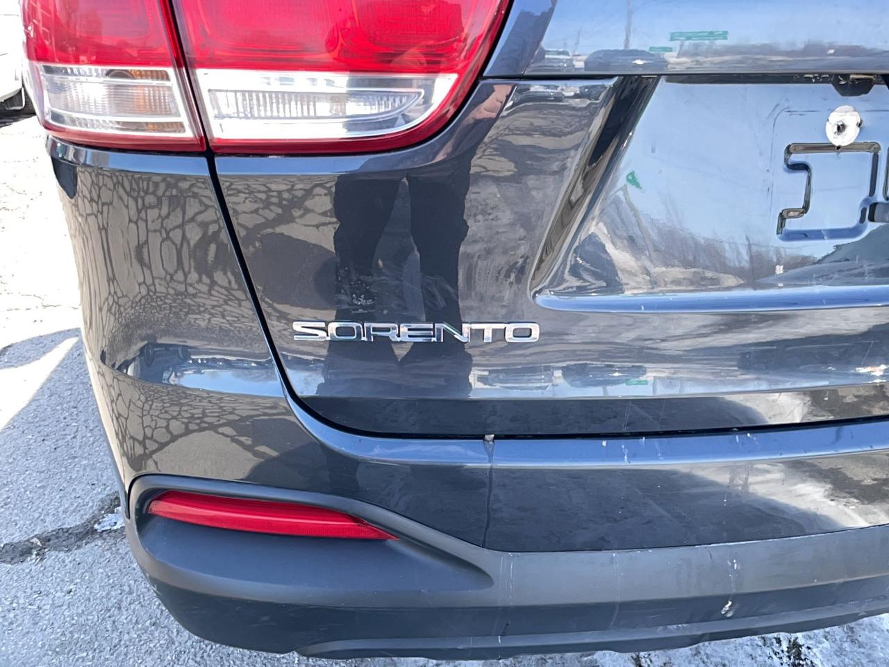 2018 Kia Sorento LX Photo