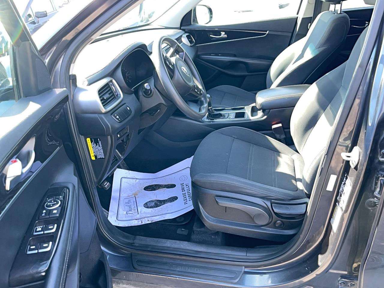 2018 Kia Sorento LX Photo