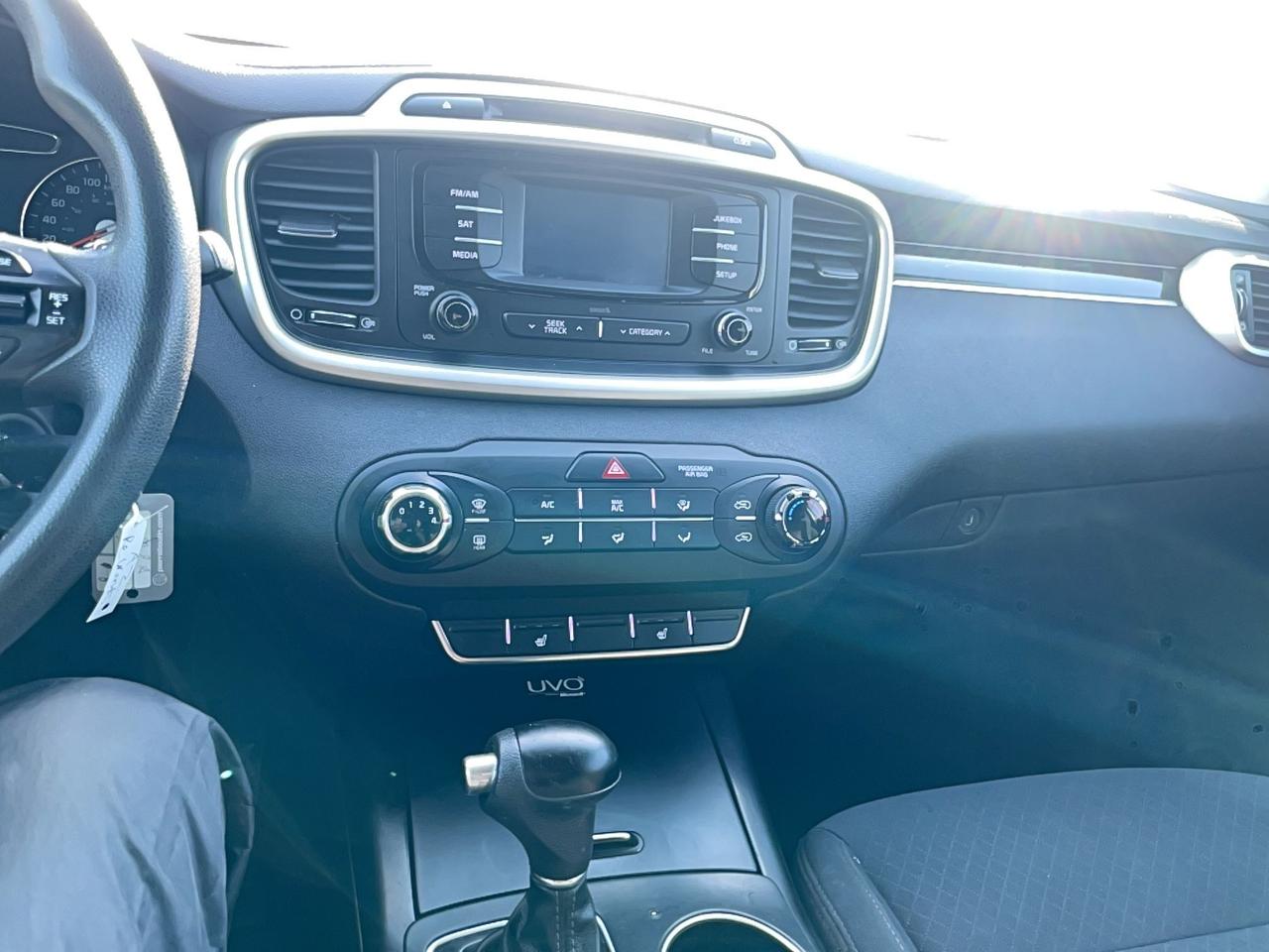 2018 Kia Sorento LX Photo