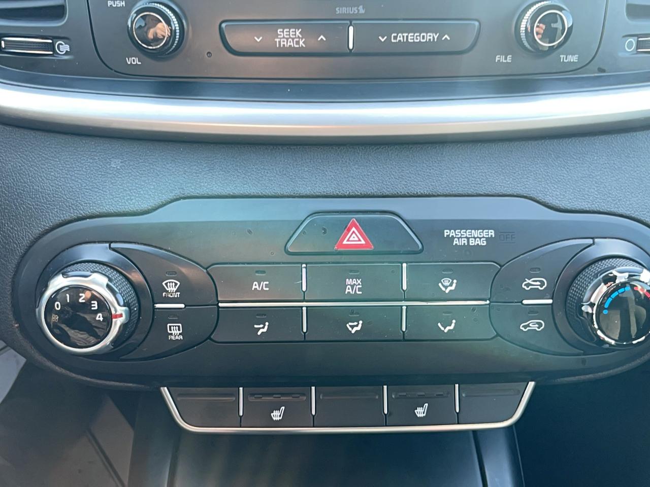 2018 Kia Sorento LX Photo