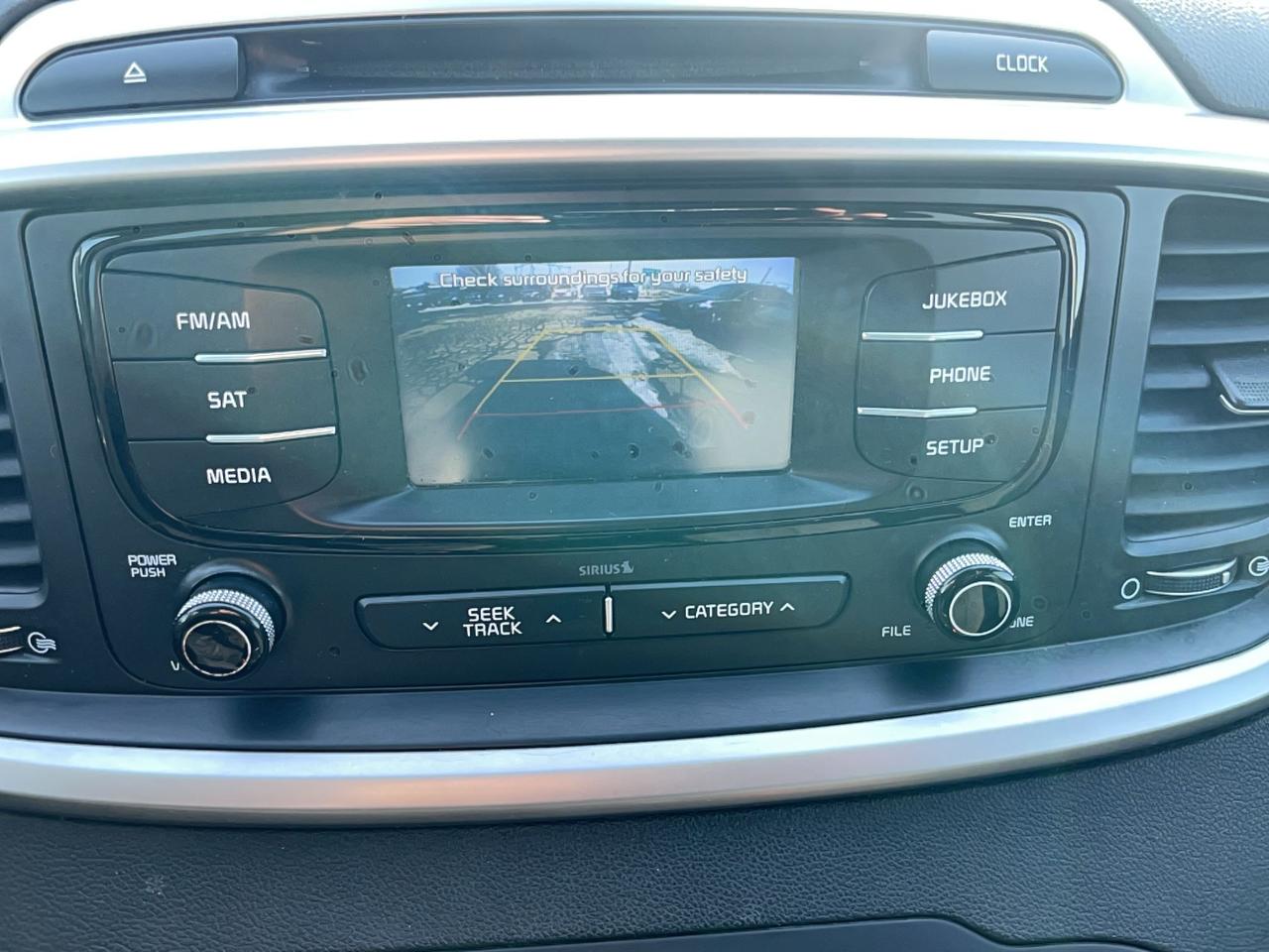 2018 Kia Sorento LX Photo