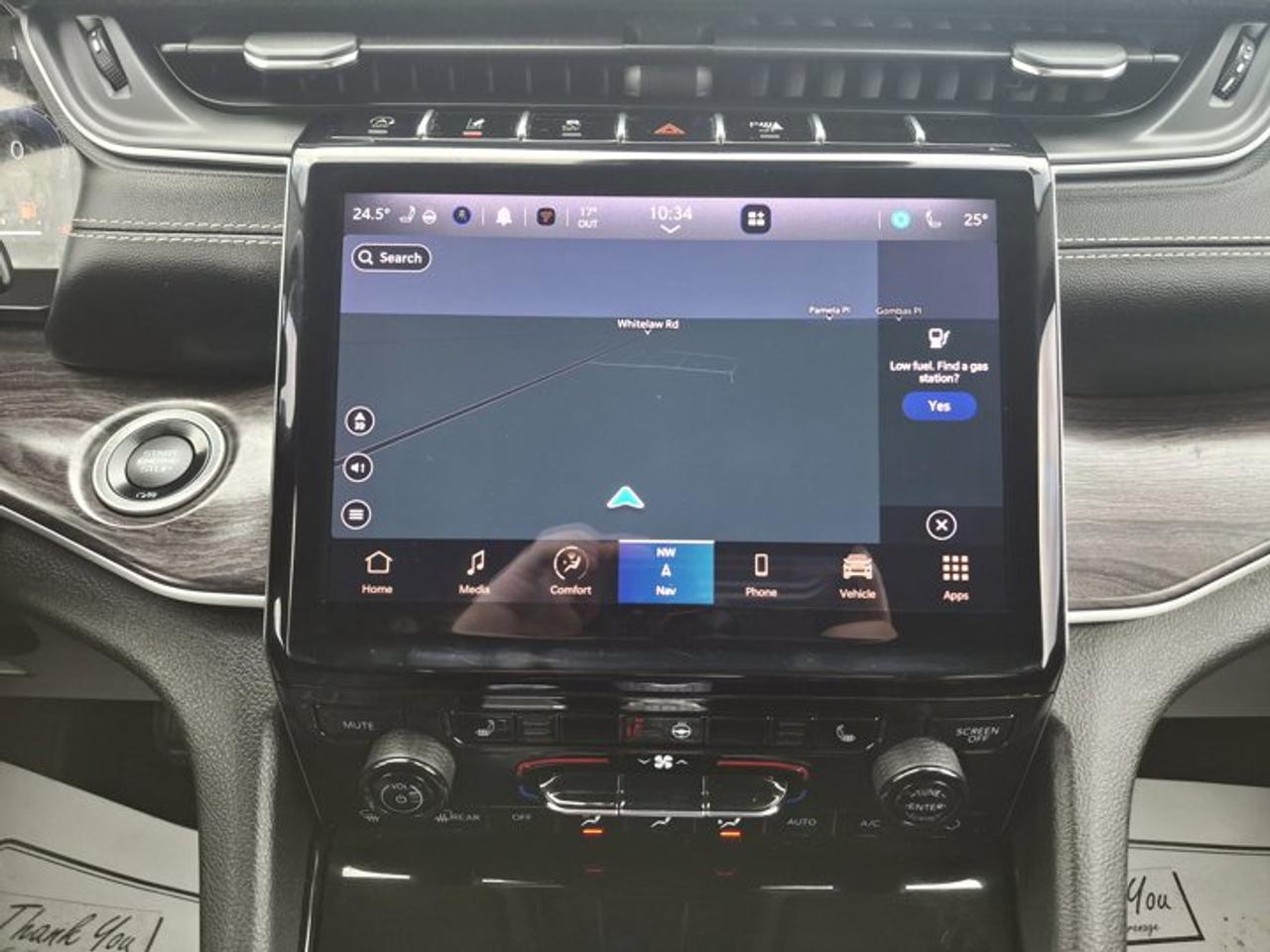 2022 Jeep Grand Cherokee Limited | Leather | Adaptive Cruise | Heated Seats + Steering | Remote Start | Pano Roof & More! Photo