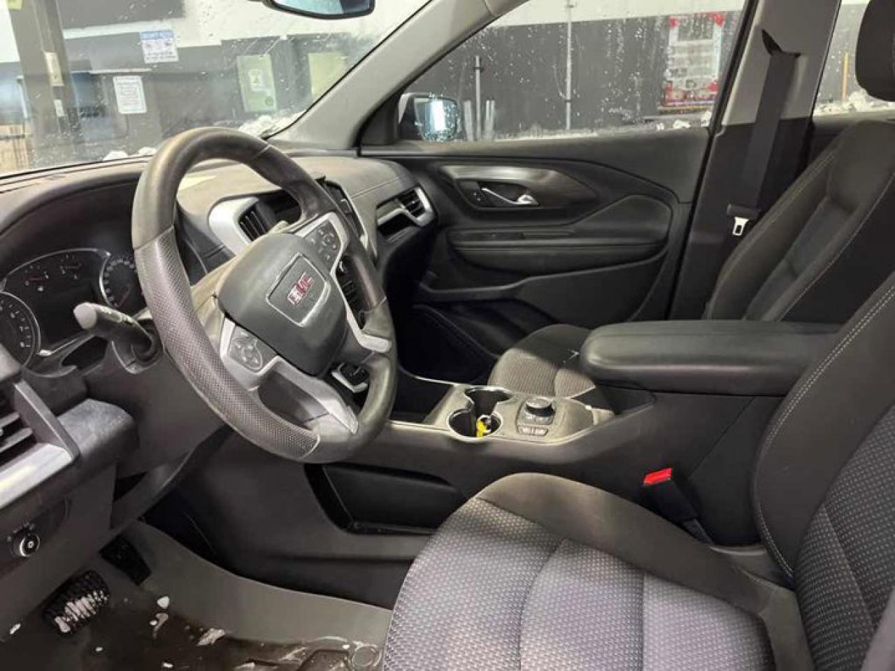 2022 GMC Terrain SLE AWD | Remote Start | Heated Seats | Carplay + Android Auto | Lane Keep Assist | and More ! Photo2