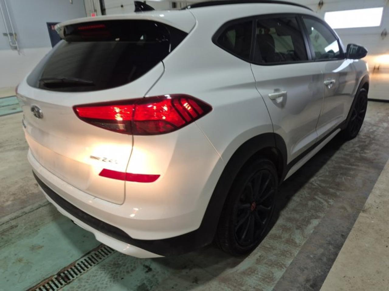 2021 Hyundai Tucson Urban | RAYS Wheels | Leather | Pano Roof | Heated Seats + Steering | Adaptive Cruise | and More ! Photo