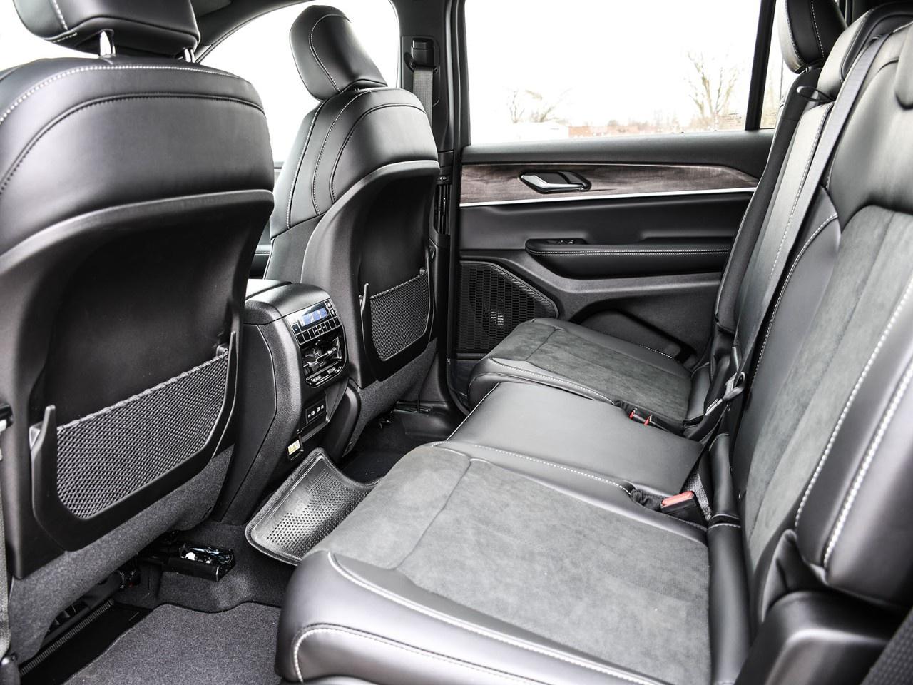 2026 Jeep Grand Cherokee L  Photo