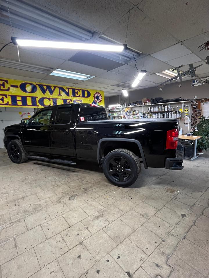 2018 GMC Sierra 1500 4WD DOUBLE CAB 143.5" Photo