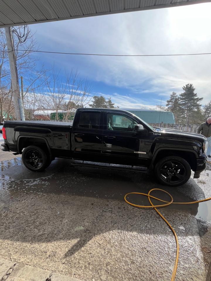 2018 GMC Sierra 1500 4WD DOUBLE CAB 143.5" Photo