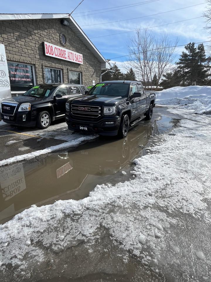 2018 GMC Sierra 1500 4WD DOUBLE CAB 143.5" Photo