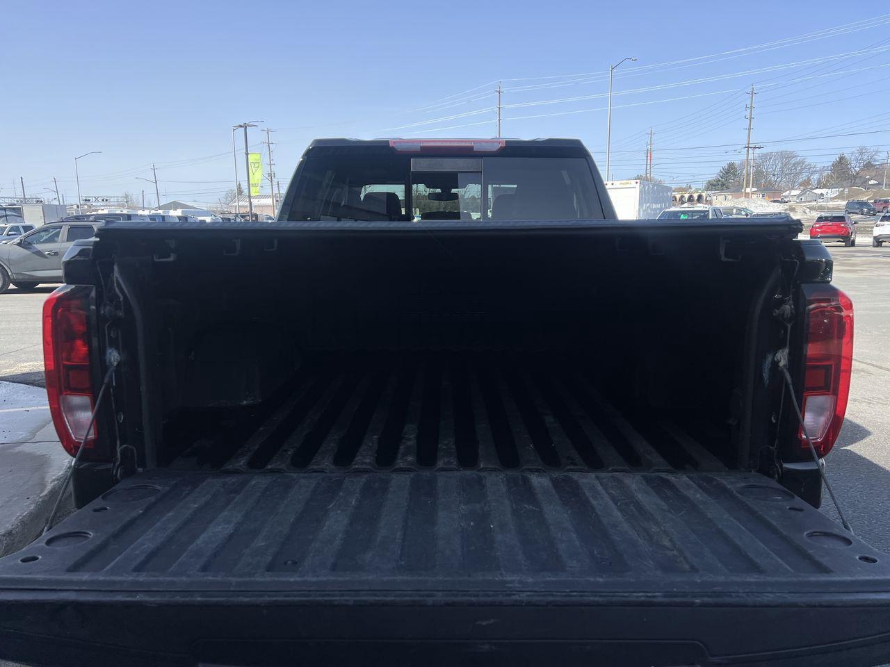 2019 GMC Sierra 1500 Elevation 4X4, MOONROOF, HEATED SEATS, SIRIUS XM!! Photo